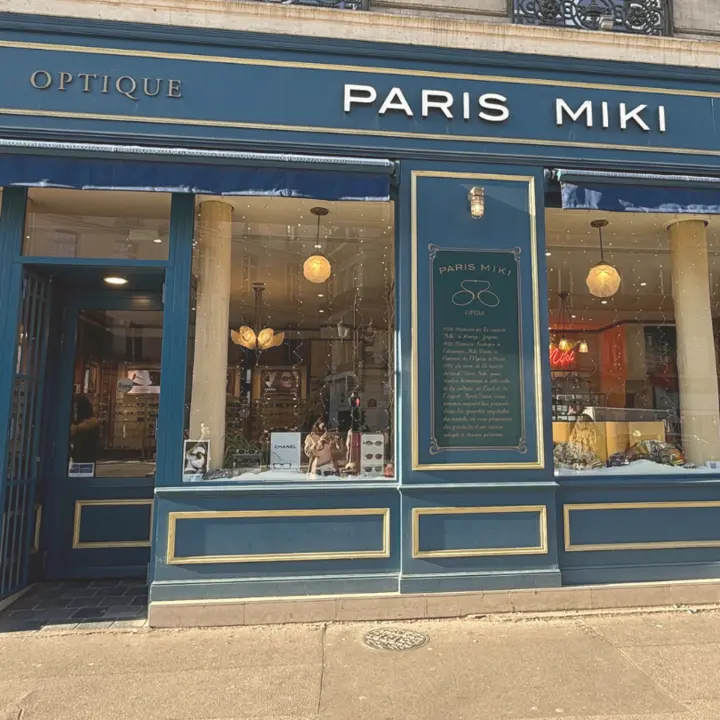 Vitrine paris miki