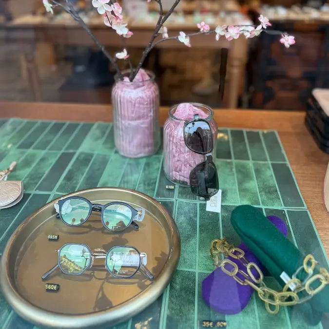 Vitrine Paris Miki Hanami
