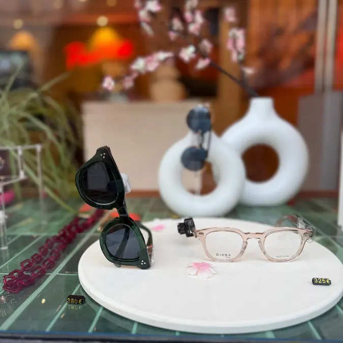 Vitrine Paris Miki Hanami