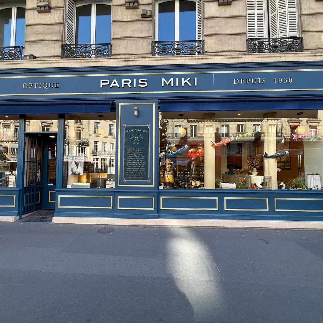 Vitrine Paris Miki Koinobori